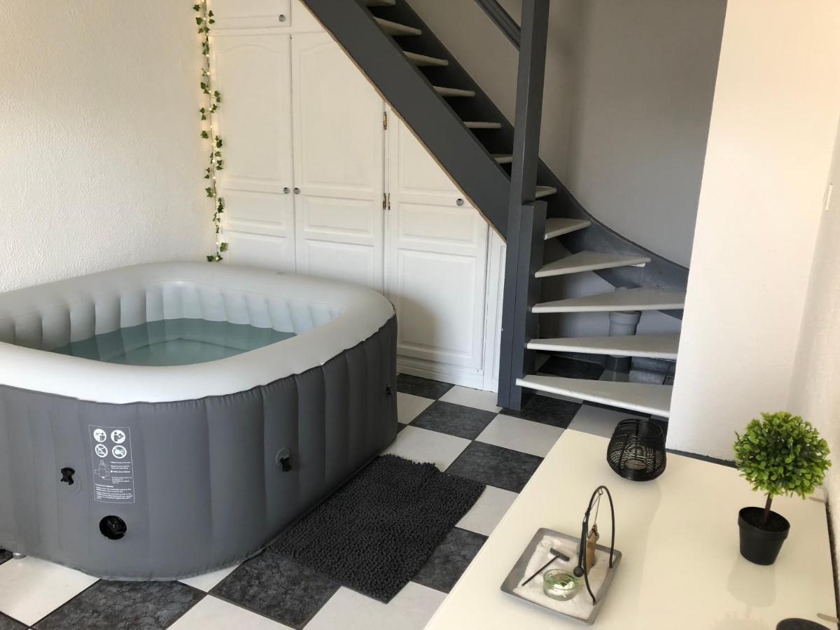 Apartamento Le Clémenceau Péronne Exterior foto